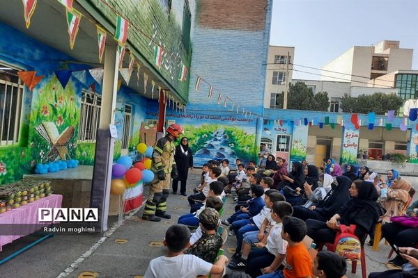 جشن شکوفه‌ها؛ آغاز کسب علم و دانش در مدارس منطقه ۱۳