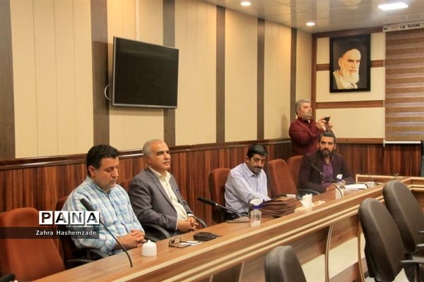 بزرگداشت هفته دفاع مقدس در آموزش و پرورش ناحیه یک شهرری