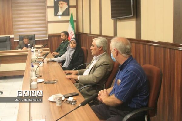 بزرگداشت هفته دفاع مقدس در آموزش و پرورش ناحیه یک شهرری