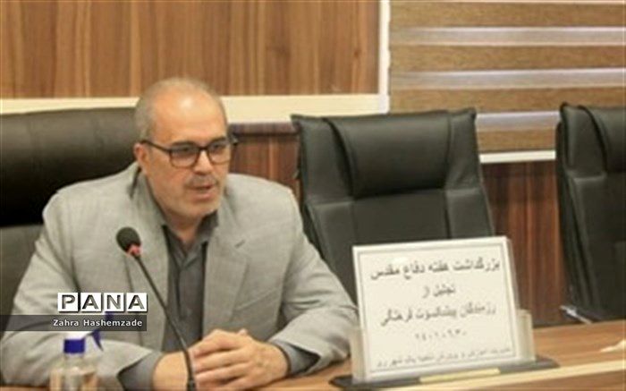 رزمندگان هشت سال دفاع مقدس با عشق و خاضعانه پا در راه دفاع مقدس از میهن گذاشتند