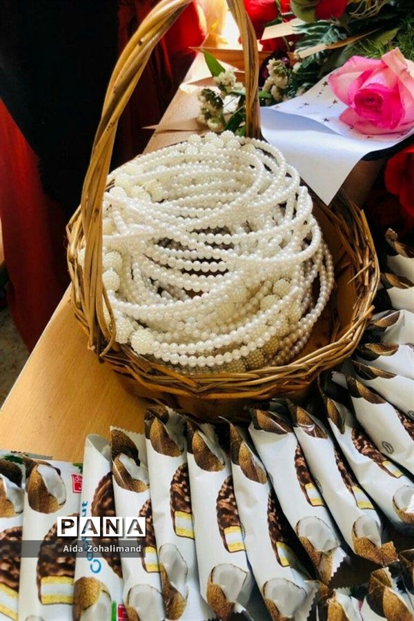 استقبال از دانش‌آموزان مدرسه توفیق شهرستان رباط‌کریم