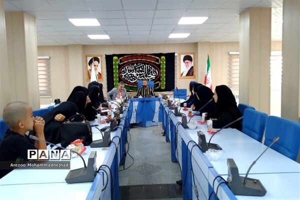 نشست خبرنگاران پانا در فرمانداری شهرستان قرچک