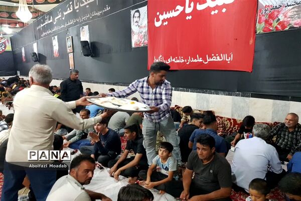 پذیرایی از کاروان‌های پیاده امام رضا(ع)