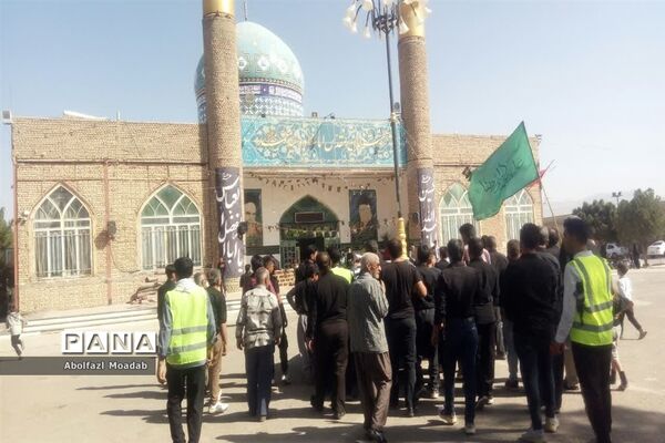 پذیرایی از کاروان‌های پیاده امام رضا(ع)