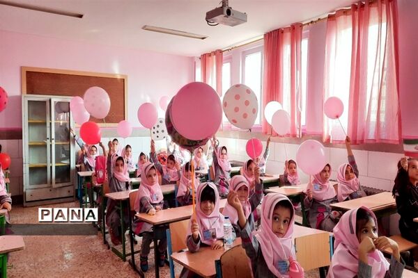 برگزاری مراسم جشن شکوفه‌ها در شهرستان قرچک