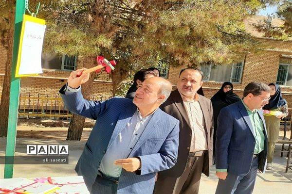 برگزاری آیین نمیادین زنگ شکوفه‌ها در شهرستان کلات