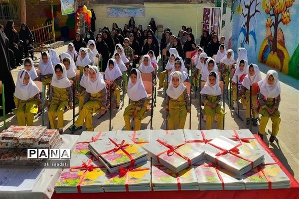 برگزاری آیین نمیادین زنگ شکوفه‌ها در شهرستان کلات