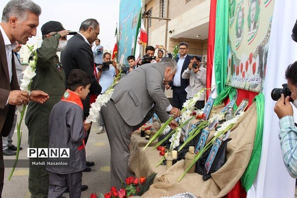 جشن شکوفه‌ها ویژه دانش‌آموزان اول ابتدایی در زنجان