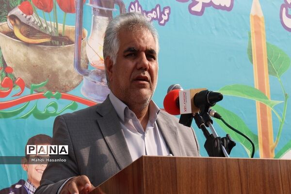 جشن شکوفه‌ها ویژه دانش‌آموزان اول ابتدایی در زنجان