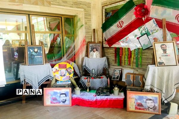 برپایی نمایشگاه با موضوع دفاع مقدس در آموزش و پرورش ملارد