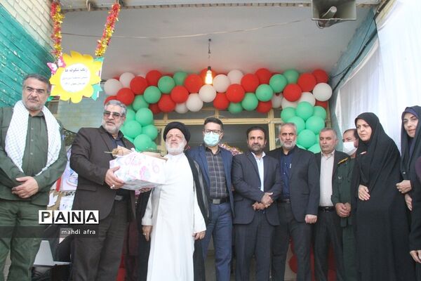 نواختن زنگ استانی شکوفه‌های حسینی در بهبهان