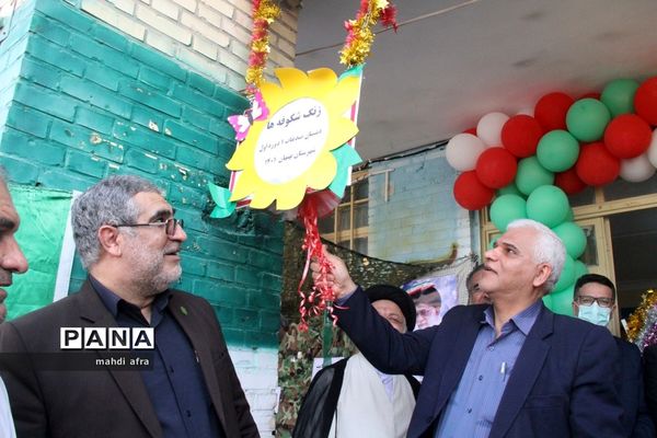 نواختن زنگ استانی شکوفه‌های حسینی در بهبهان