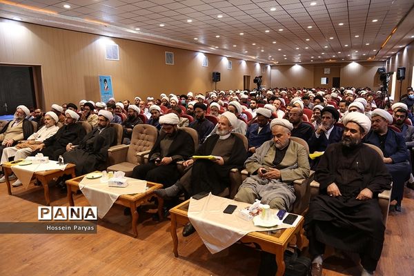 اختتامیه اولین همایش روحانیون و طلاب شاغل در آموزش و پرورش