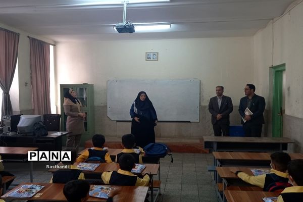 آیین جشن شکوفه‌ها در مدارس ابتدایی منطقه ۱۳ شهر تهران