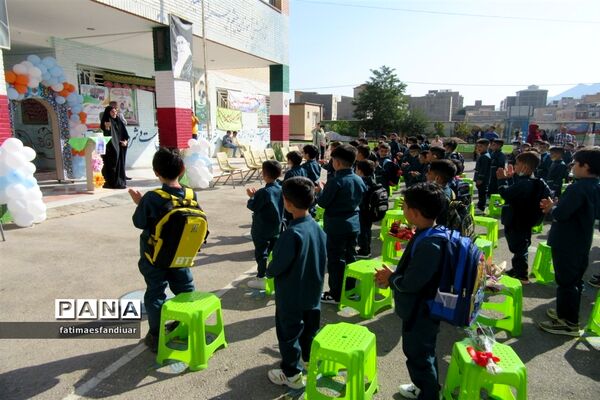 برگزاری مراسم جشن شکوفه‌ها در فیروزکوه