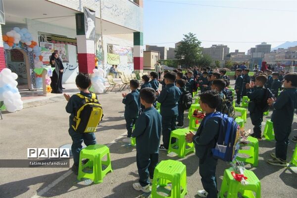 برگزاری مراسم جشن شکوفه‌ها در فیروزکوه