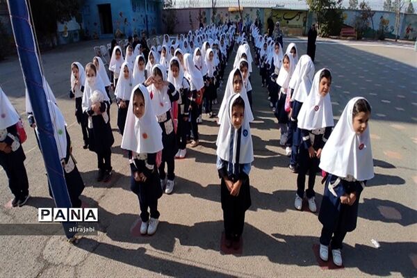 مراسم جشن شکوفه‌ها به‌مناسبت فرارسیدن ماه‌ مهربانی منطقه کهریزک