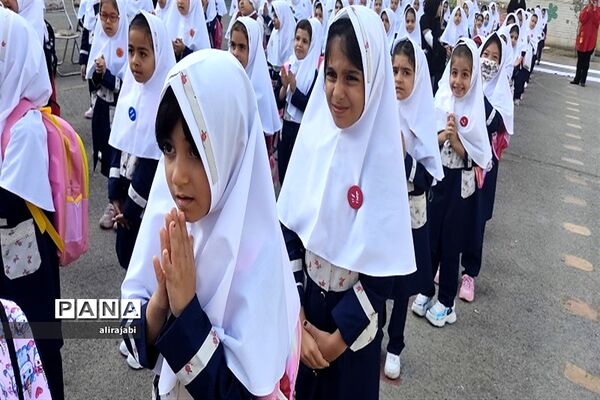 مراسم جشن شکوفه‌ها به‌مناسبت فرارسیدن ماه‌ مهربانی منطقه کهریزک