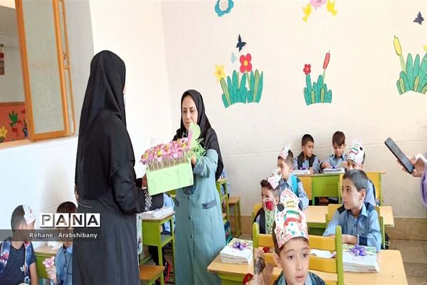 جشن شکوفه‌ها در آباده