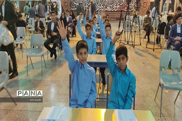 آیین نواختن دوازدهمین زنگ دانش‌آموز شهید در گلزار شهدای بهشت زهرا(س)