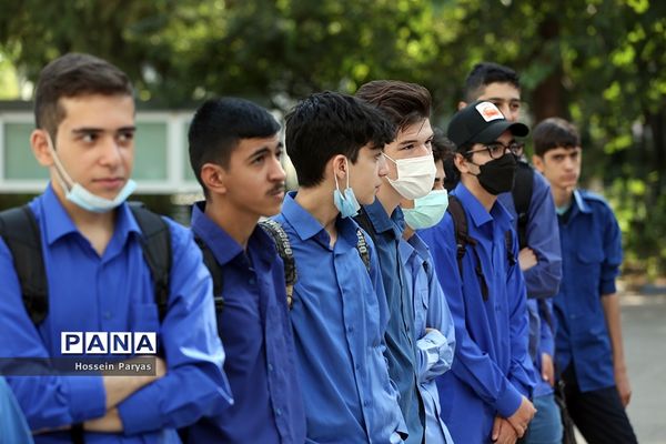 مراسم بازگشایی مدارس در هنرستان پسرانه ماندگار صنعتی تهران
