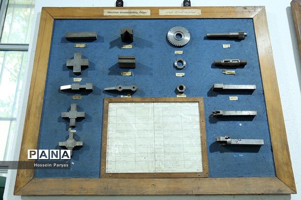 مراسم بازگشایی مدارس در هنرستان پسرانه ماندگار صنعتی تهران