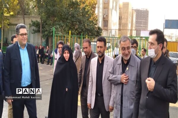 زنگ آغاز سال تحصیلی مدارس استثنایی با حضور شهردار تهران