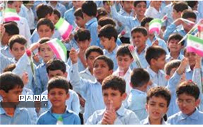 حضور دانش‌آموازن در مدارس زندگی دوباره به شهرها داده است