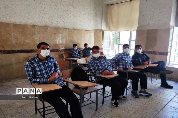 آغاز سال تحصیلی جدید در هنرستان آیت‌الله طالقانی