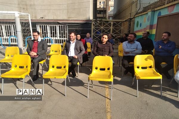 مراسم بازگشایی مدارس در دبیرستان حر بن ریاحی منطقه ۱۳