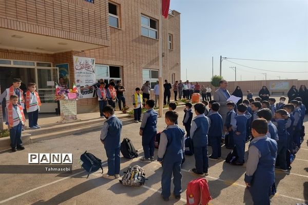 مراسم نمادین بازگشایی مدارس در شهرستان ورزنه-اصفهان