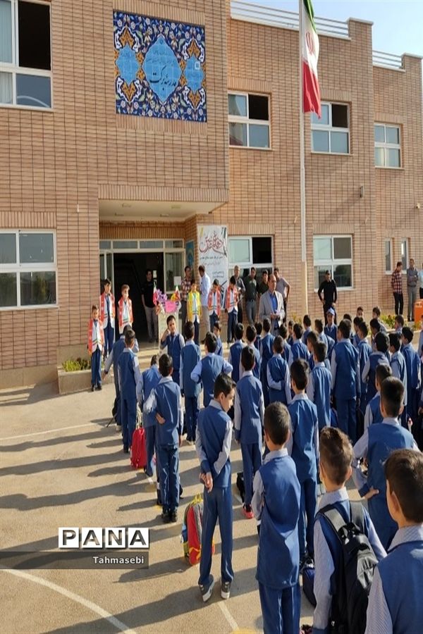 مراسم نمادین بازگشایی مدارس در شهرستان ورزنه-اصفهان