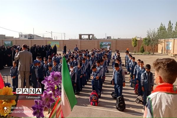 مراسم نمادین بازگشایی مدارس در شهرستان ورزنه-اصفهان