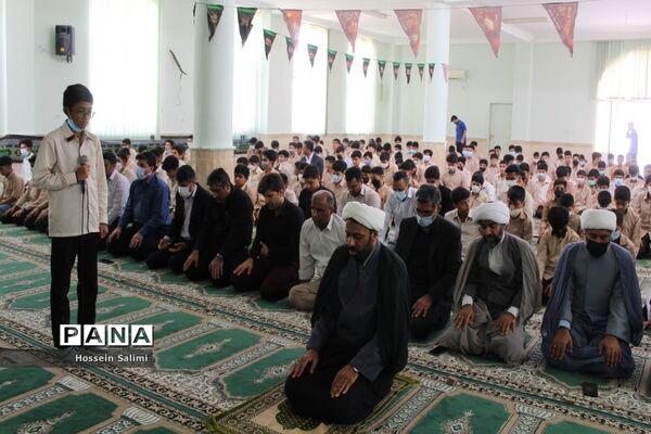 نواختن زنگ نماز در اولین روز بازگشایی مدارس هرمزگان