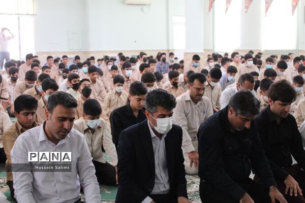 نواختن زنگ نماز در اولین روز بازگشایی مدارس هرمزگان