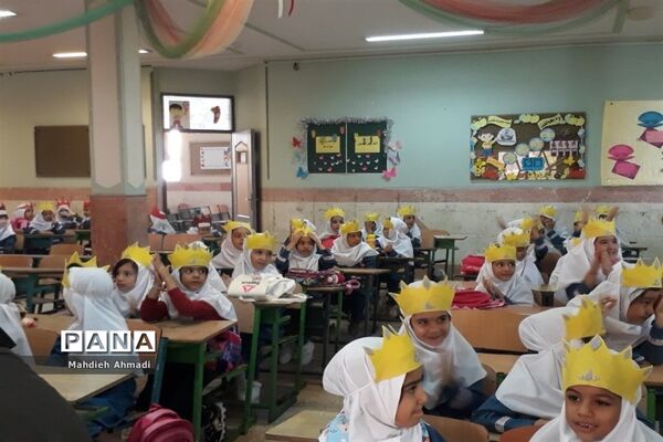 حضور غنچه‌های پایه اولی در دبستان شهید محمدسیفی