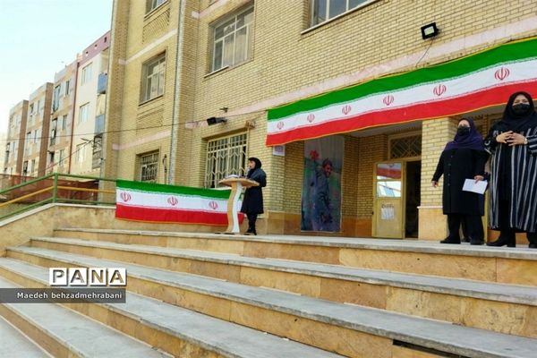 یادبود هفته دفاع مقدس در شهرستان قرچک