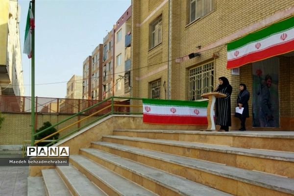 یادبود هفته دفاع مقدس در شهرستان قرچک