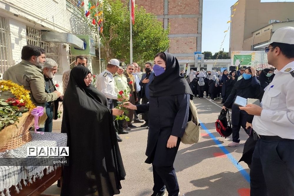 مراسم بازگشایی در دبیرستان شهیده معصومه قزوینی  منطقه ۱۳