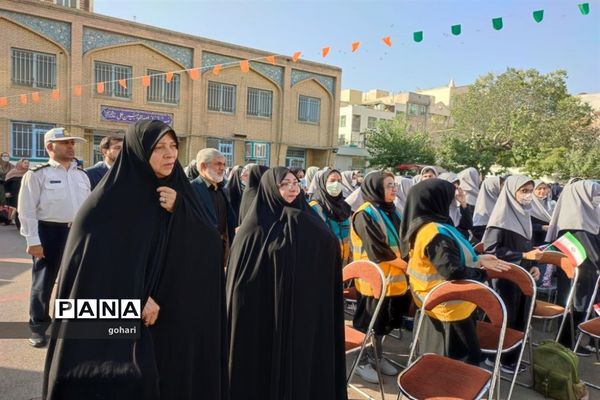 مراسم بازگشایی در دبیرستان شهیده معصومه قزوینی  منطقه ۱۳