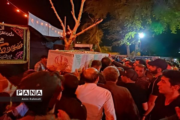 وداع با پیکر شهید دفاع مقدس در بوستان طاووسیه سعدی