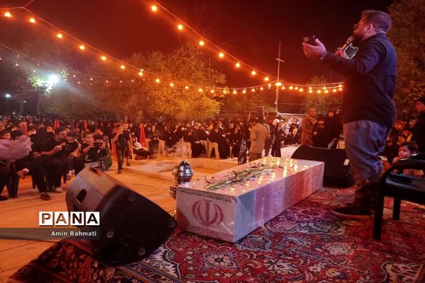 وداع با پیکر شهید دفاع مقدس در بوستان طاووسیه سعدی