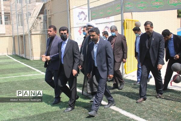 افتتاح زمین چمن دبیرستان دکتر شریعتی  بوشهر