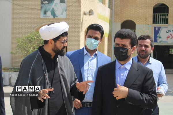 افتتاح زمین چمن دبیرستان دکتر شریعتی  بوشهر