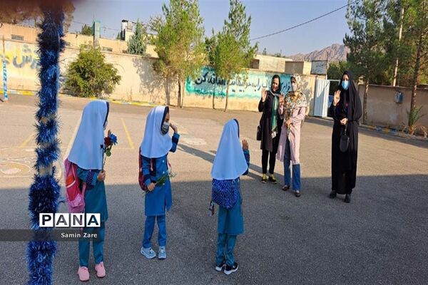 نواخته شدن زنگ آغاز سال تحصیلی در مدارس سورمق