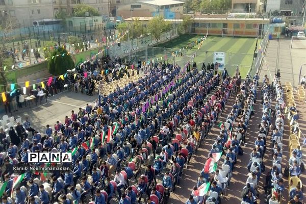 آیین بازگشائی مدارس و نواختن زنگ مهر در مدارس منطقه 9