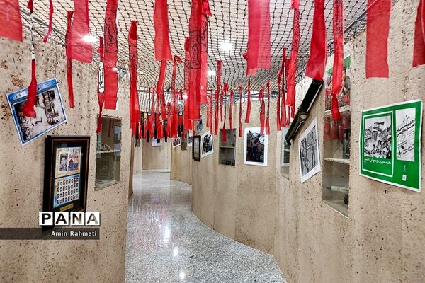 برپایی نمایشگاه دستاوردهای دفاع مقدس در شیراز