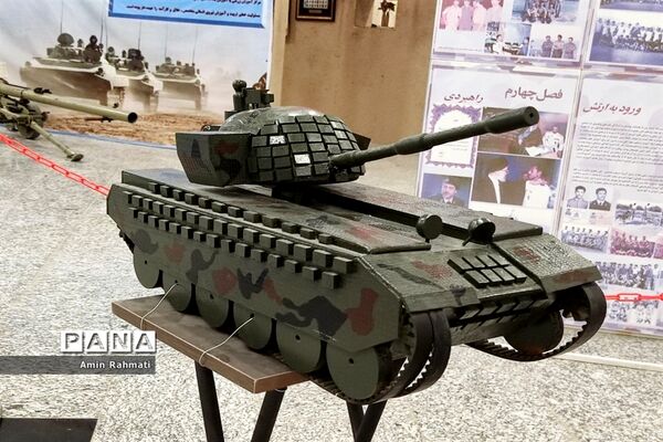 برپایی نمایشگاه دستاوردهای دفاع مقدس در شیراز