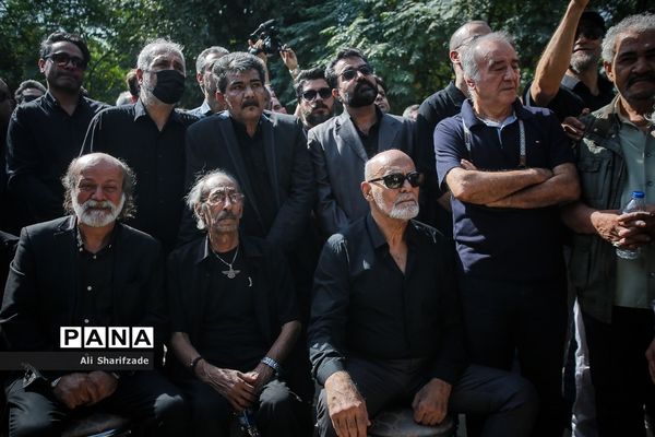 مراسم تشییع و خاکسپاری امین تارخ