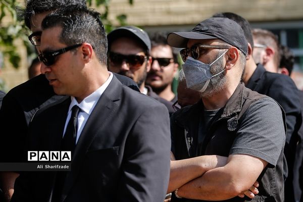 مراسم تشییع و خاکسپاری امین تارخ